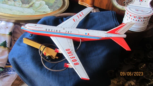 Ancien Avion Joustra En Métal – Projet De Restauration Pour Collectionneur Vintage