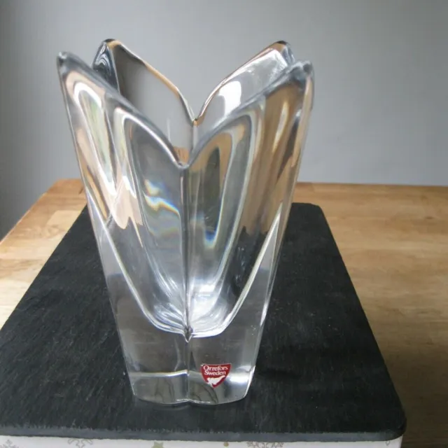 A Stunning Orrefors Swedish Crystal Glass Vase Lotus Flower 15cm tall