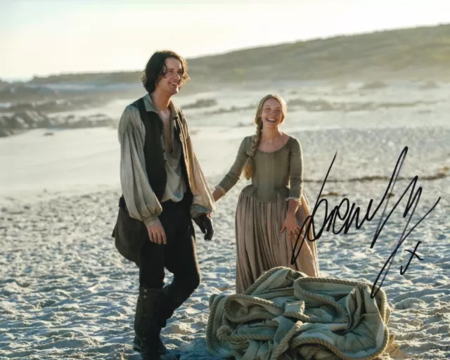 LAUREN LYLE signed Autogramm 20x25cm OUTLANDER in Person autograph COA