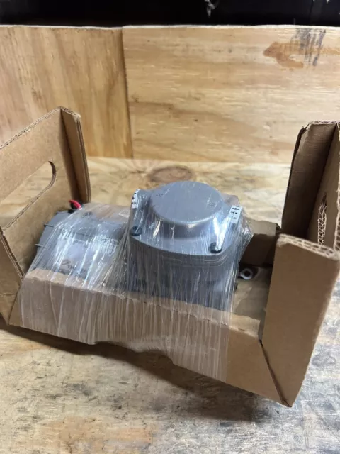NEW THOMAS 405ADC38/12 Piston Air Compressor,1/10HP,12VDC 100PSI