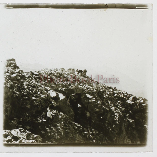 FRANCE Alpiniste au répos c1925 Photo Stereo Plaque de verre Vintage