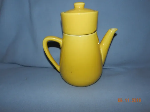 VILLEROY & BOCH Yellow Teapot, infuser w/ Lid Luxembourg FLAW