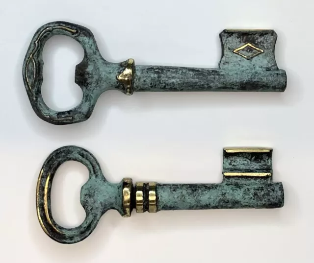 Lot Of 2 Vintage Brass Skeleton Key Corkscrew Bottle Opener’s Read Description