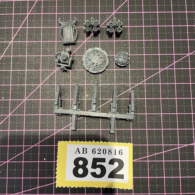 Lot De Bits (pièces Détachées) Warhammer 40K Space Marines - Chars/véhicules - Occasion