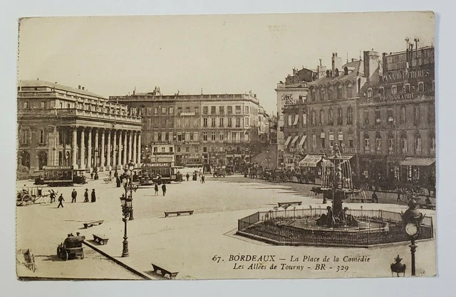 Bordeaux~ La Place de la Comedie Les Allees de Tourny -Unposted Postcard -FRANCE