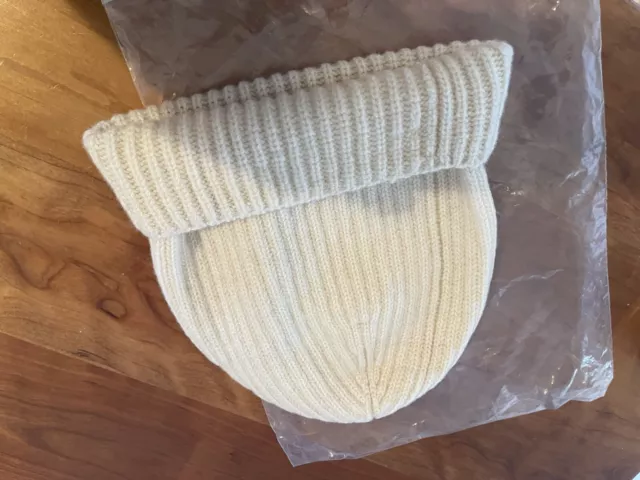 Todd and Duncan New Creamy White 100% Cashmere Winter Hat Mint New in Bag Cream