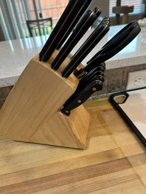 Brookstone Essential 14Piece Knife Block Set: Precision Cutlery