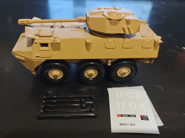VÉHICULE MILITAIRE FRANÇAIS VAB 6x6 Solido 1/50 £7.09 - UK