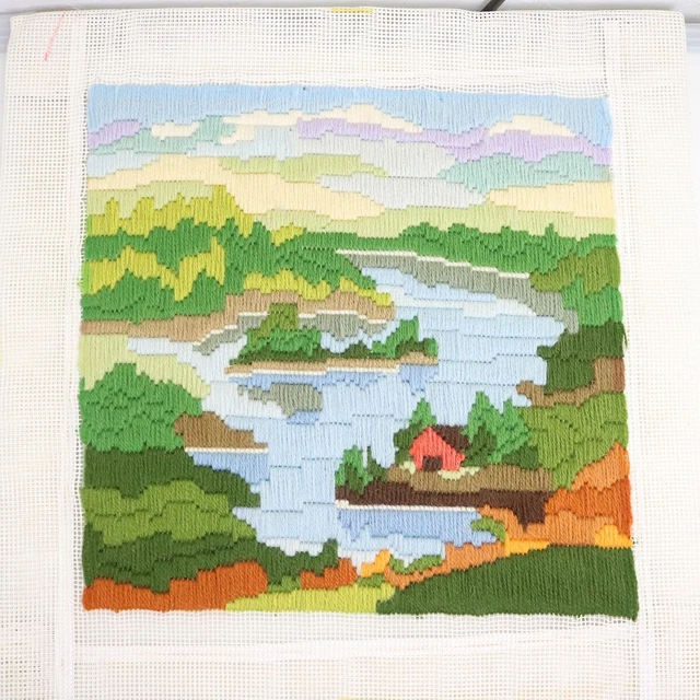 "Crewel Hoja Hecho a Mano Bordado Arte Rojo Granero Escena de País 12"" x 12"