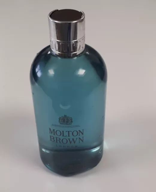 Molton Brown Gel douche COASTAL CYPRESS & SEA FENNEL 300 ml /EBQO