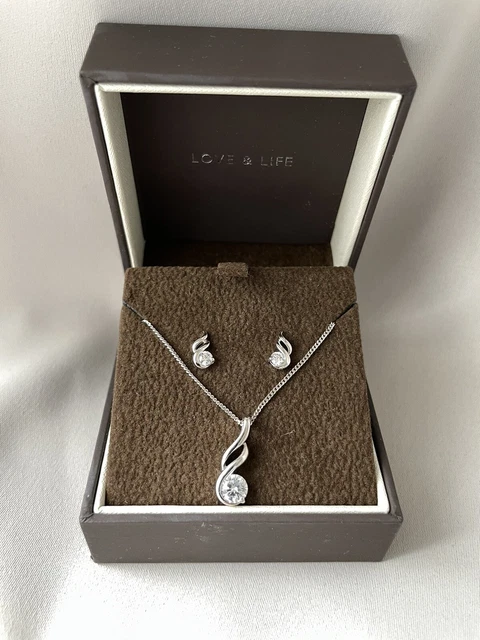Ernest jones sales silver earrings