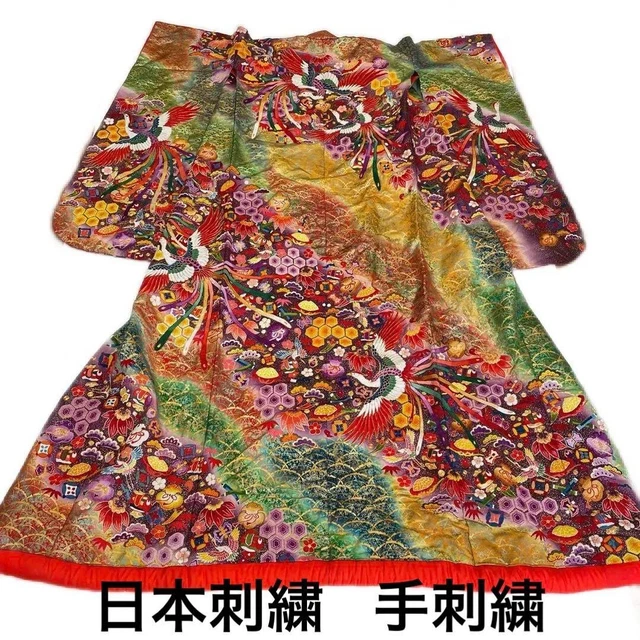Japanese Kimono Uchikake Luxurious Wedding Embroidery Pure Silk Purple K557
