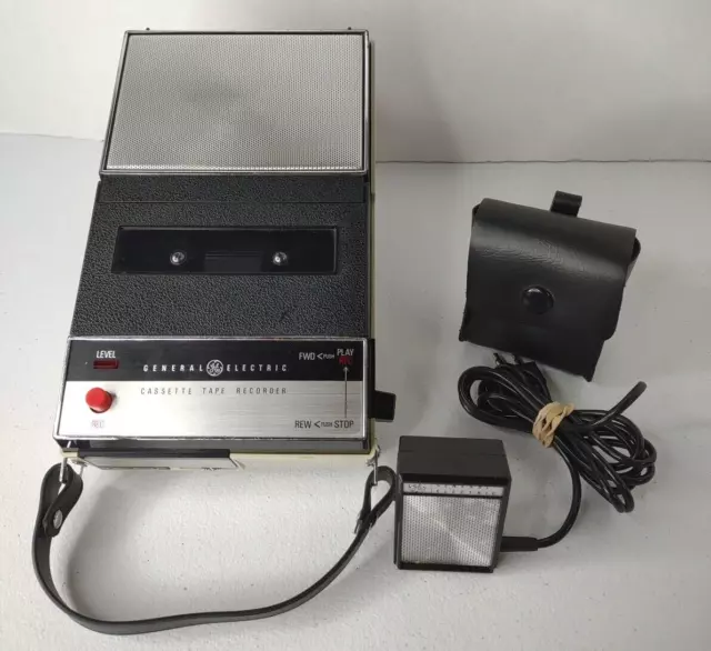 General Electric Cassette Tape Recorder Player MN M 8321A With Microphone Vtg