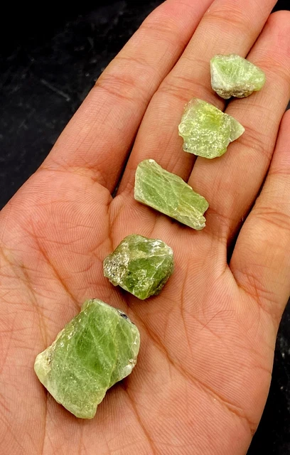 100 Carats Very Beautiful Olive Green Peridot Crystals Lot From Supat Pakistan