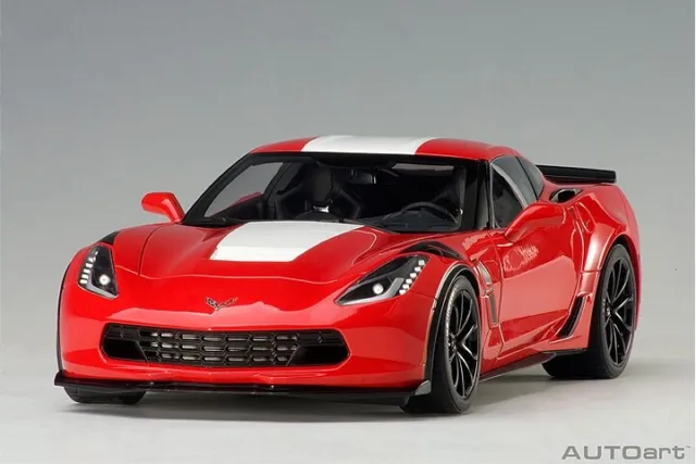 Autoart 2017 Chevrolet Corvette C7 Grand Sport 1:18 71274 Red w White Stripes