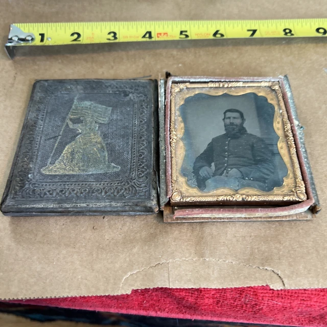 civil war soldier Glass photograph In patriotic case Pennsylvania lot A6