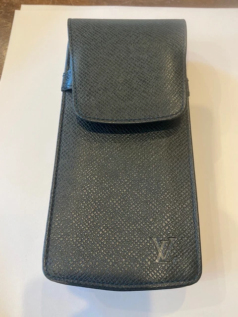 L VUITTON TAIGA EYEGLASS CASE   original vintage Louis Vuitton Taiga case