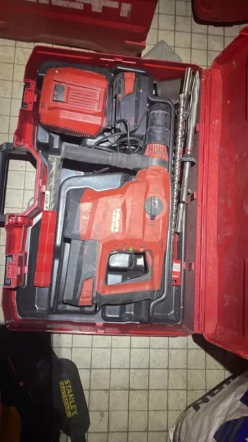 Matériels Hilti états neufs et occasions . Lot a saisire 3