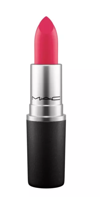 MAC Retro Matte Lipstick. Shade: Relentlessly Red. Long-wearing, Matte Finish.