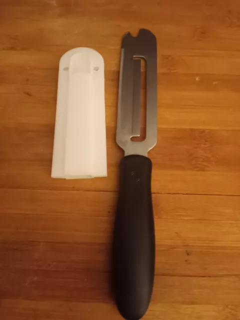 Vintage Pampered Chef Cheese Knife With Plastic Guard 