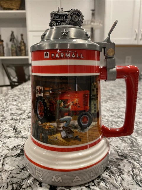 🔴⚫️Farmall 2014 Limited Edition Stein, Super C, Collectible 90th Anniversary