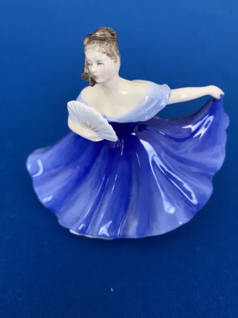 Vintage Royal Doulton Bone China Figurine "Elaine" Lady In Blue HN 3214