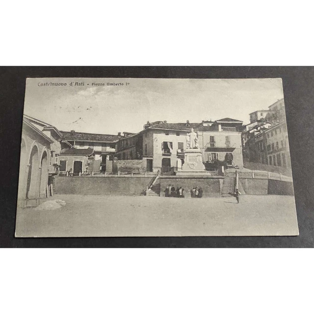 Cartolina Castelnuovo d'Asti - Piazza Umberto I