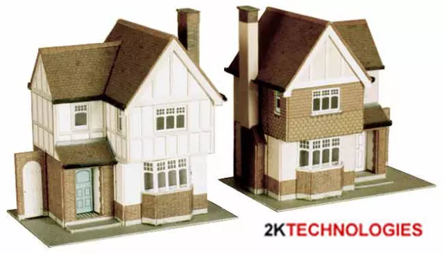Superquick B23 Two Detached Houses Die Cut Card Kit 1/76th = 00 Gauge + T48 Post