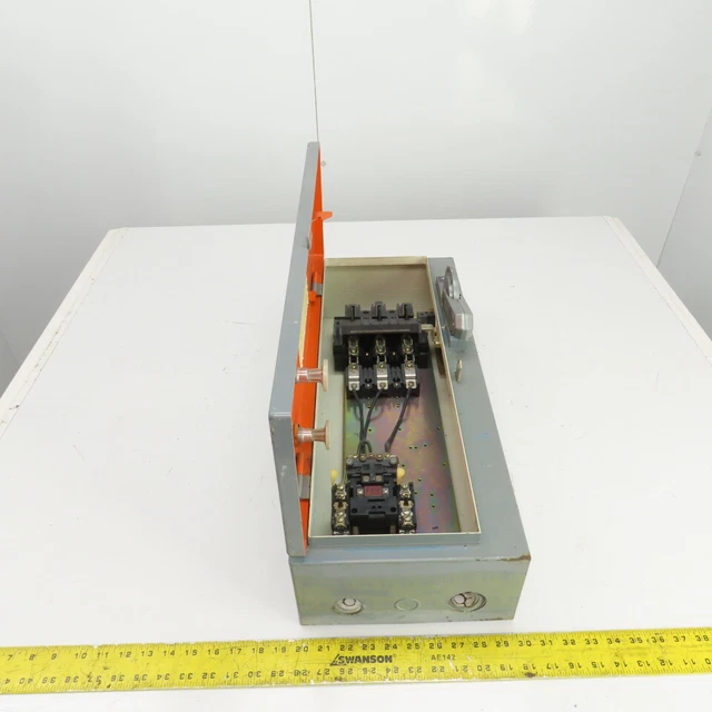 Allen Bradley 712-AAA24 Size 0 Combination Starter 1-5HP 120-600V 120V Coil