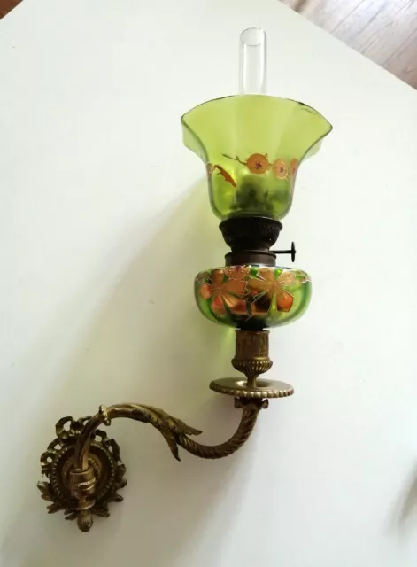 Magnifique ancienne lampe a pétrole de piano avec sa tulipe toupie piano