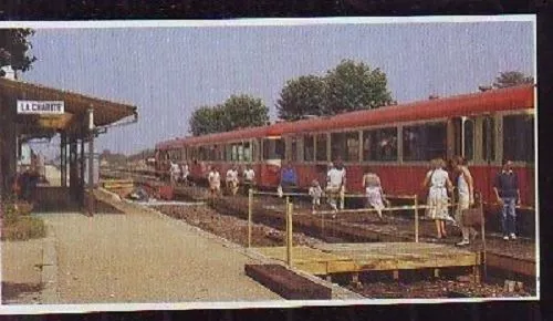 1985  --  Travaux Gare La Charite Sur Loir Q878