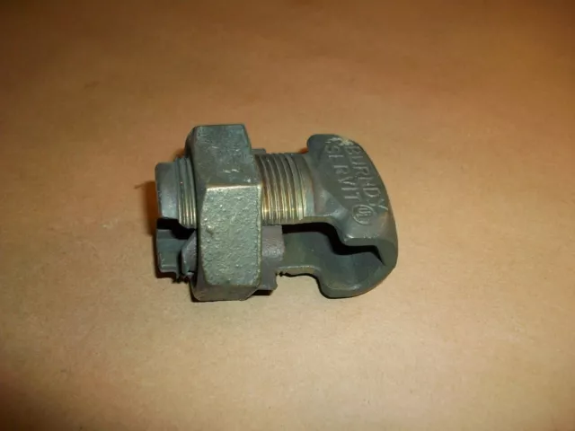 Burndy KS34, Split Bolt Connector, T 2/0-500, R500, 70-240, 500 kcmil  USED