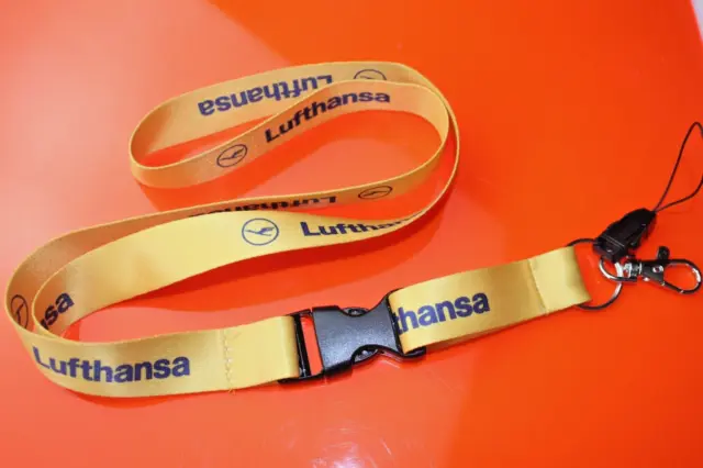 Lufthansa Schlüsselband Kranich Emblem gelb  Lanyard Neck Strap  Airline Neu