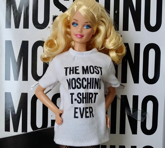 Maglietta Barbie Working From Home Donna – Cotone Bianco, Regalo Perfetto