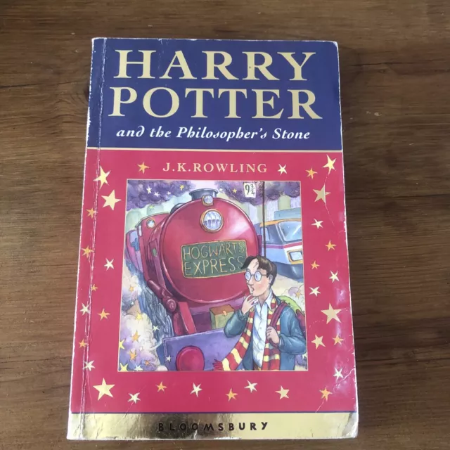 Harry Potter & the Philosopher's Stone JK Rowling Paperback 2001 First Edition