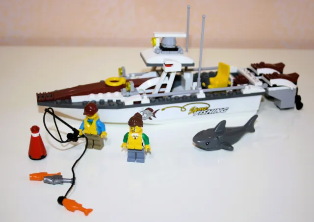 Lego City 60147 -  Le bateau de pêche - Fishing Boat