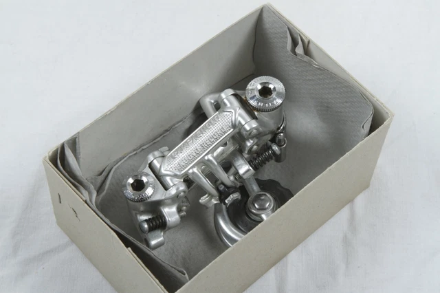 Dérailleur Campagnolo Nuovo Record – Pour Pièces Détachées (Ne Fonctionne Pas)