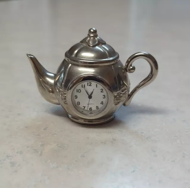 Collectible Novelty Silver Metal TEAPOT Mini Clock