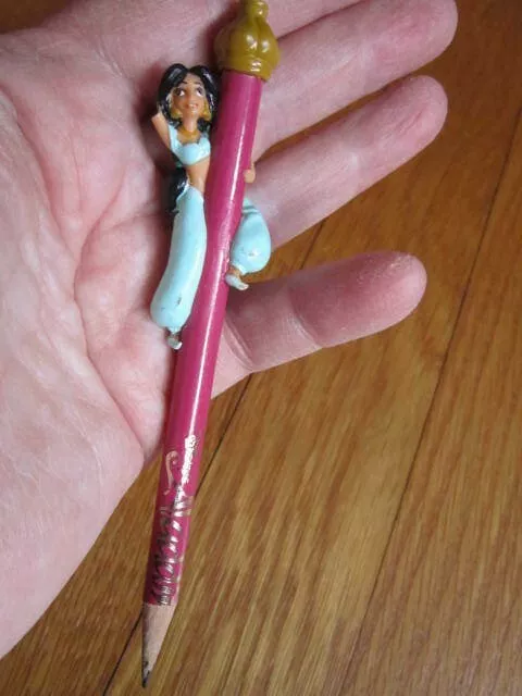 Jasmine Pencil Figurine Broken Aladdin Used Vintage Retro Collectible FREE SHIP