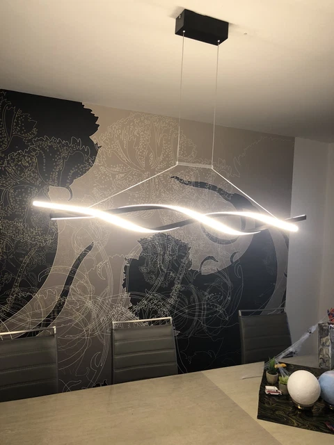 OVP moderne LED Hängelampe schwarz 120cm