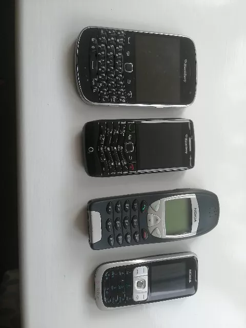 BlackBerry Bold 9700 And Pearl Nokia 6210 2630 Job lot X4 2