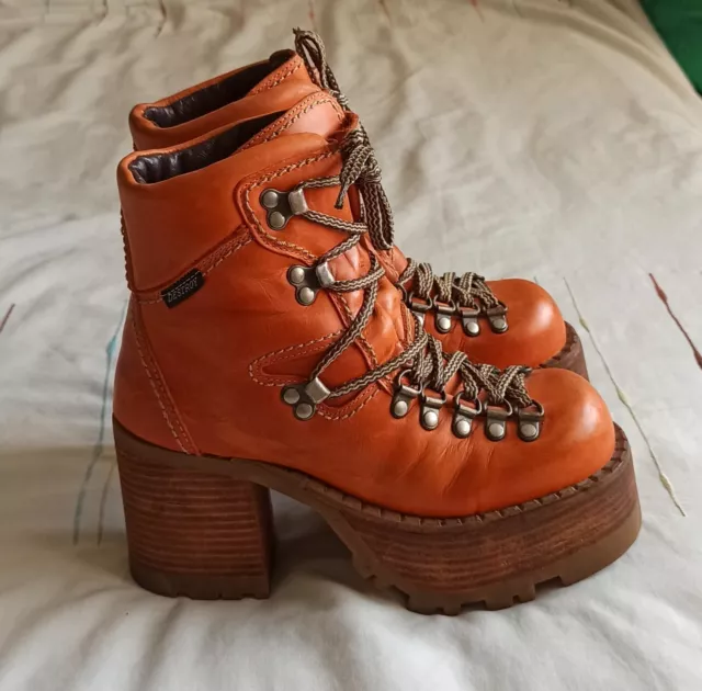 Destroy Womens Vintage Orange Leather Chunky Platform Ankle Boots Size 36/37