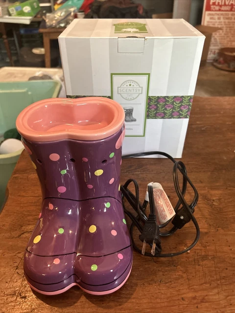 SCENTSY WELLIES Purple Pink Polka Dot Rain Boots Full Sized Wax Warmer Retired