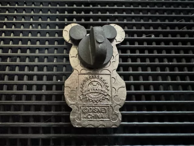 2011 Vinylmation Jr Skull Mickey Disney Trading Pin Mystery Pin 3