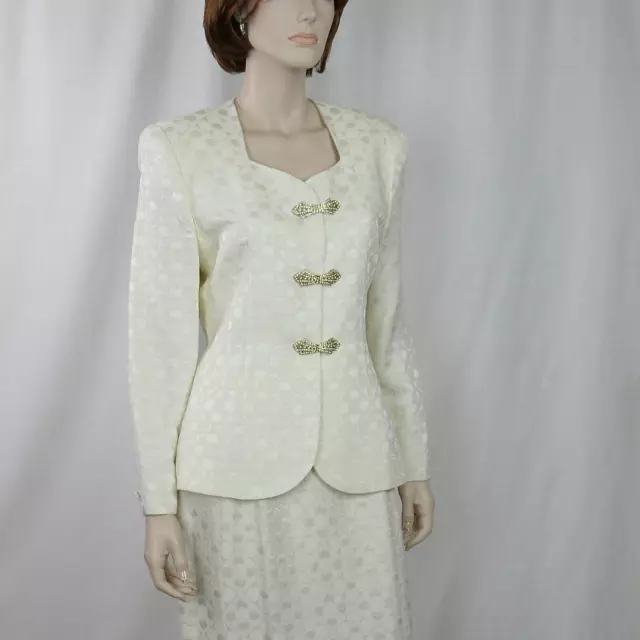 Christian Dior Womens Vtg 3 Clasp Bow Brooch Jacket/Skirt Suit Size 10 Cream USA