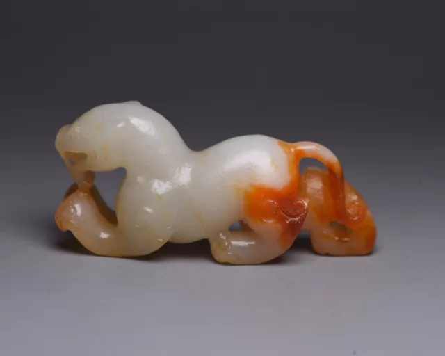 Antique Chinese Natural Hetian Jade Carved Exquisite Beast Statue Collection Art