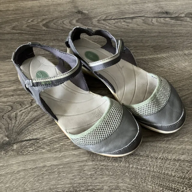 TEVA MARY JANE Pasas Sandals Womens 7.5 Gray Green Closed Toe Flat ...