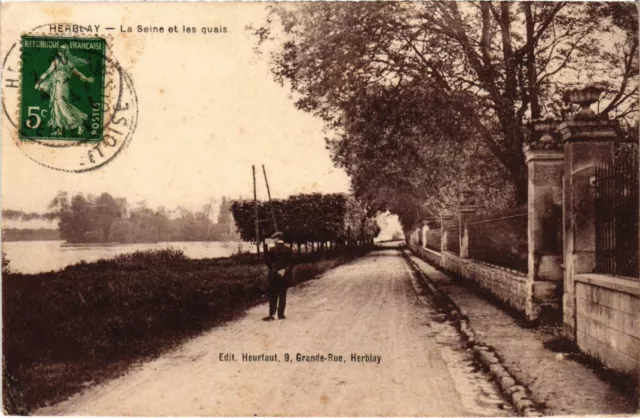 CPA Herblay La Seine et les quais FRANCE (1332771)