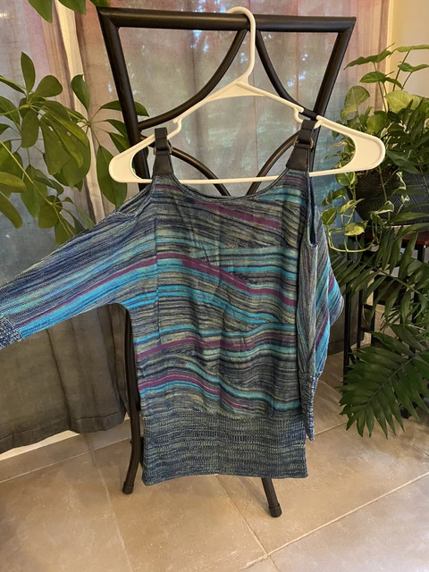 Cache Cold Shoulder top. Size xs. Multicolor