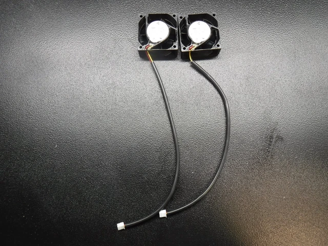 Melco Technorex co. MMF-06D24DS 24VDC 0.09A Cooling Fan ** Lot of 2 **